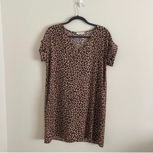 Entro animal print dress with cuffed sleeves and pockets